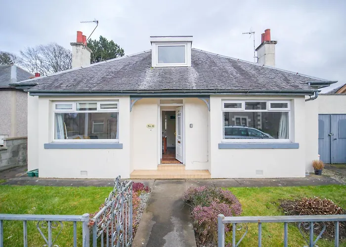 Lochlash 3 Bedroom House Inverness